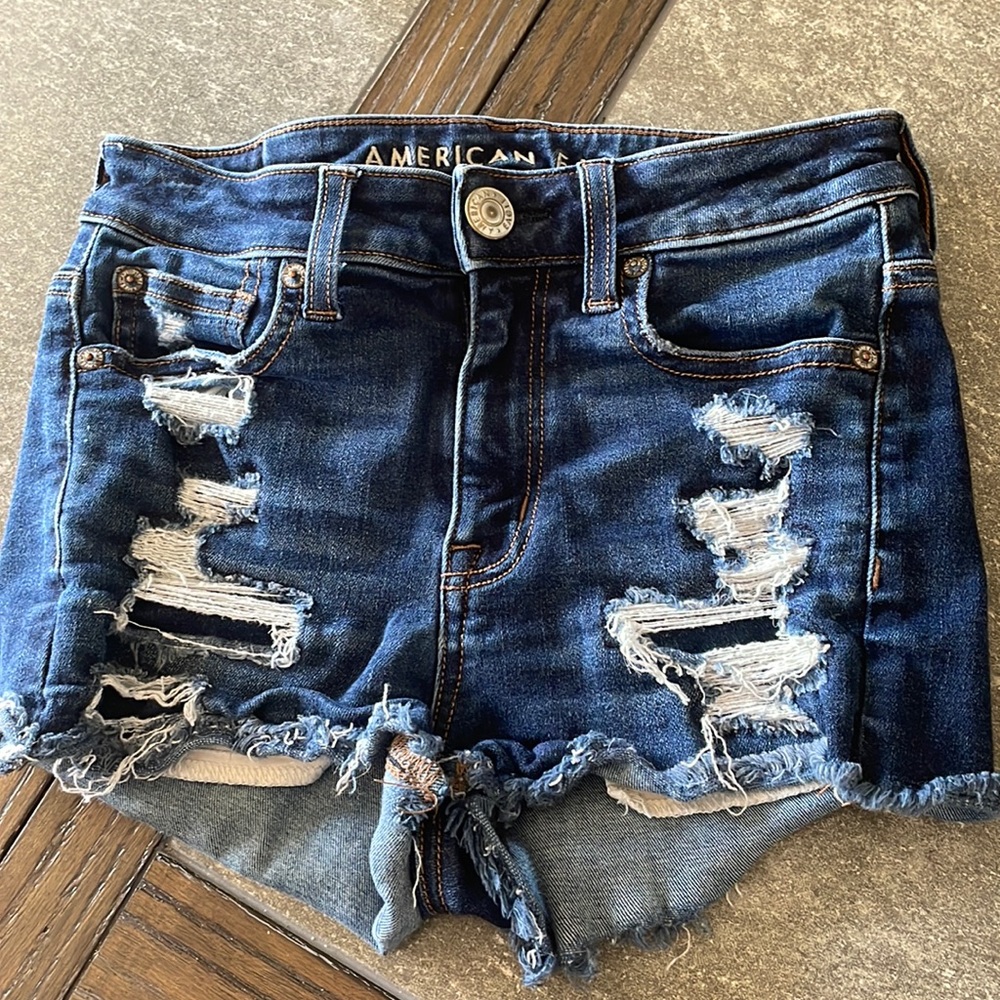 Size 00 AE Jean shorts - barely worn!